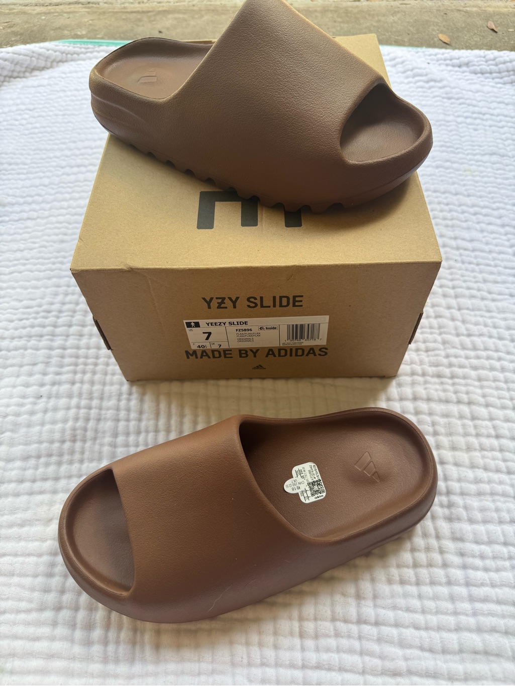 Adidas Yzy Slide In Brown Foam